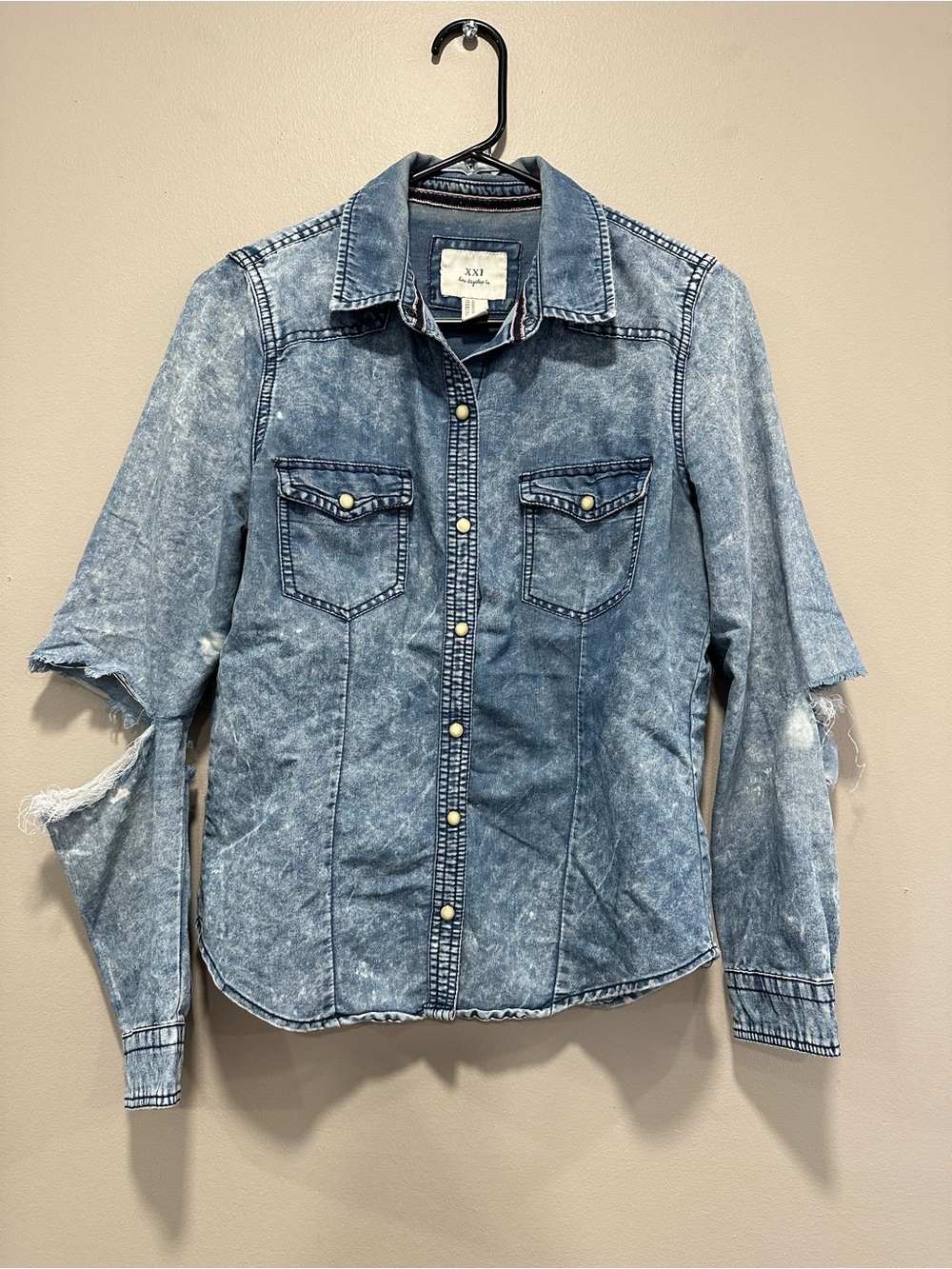 Forever 21 XXI Distressed Acid Wash Denim Edgy Grunge Western Button Down Shirt